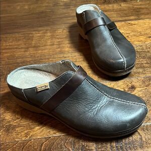 Pikolinos GRANADA Women’s medium heel clogs, Gray, size 39 EU/8.5-9 US